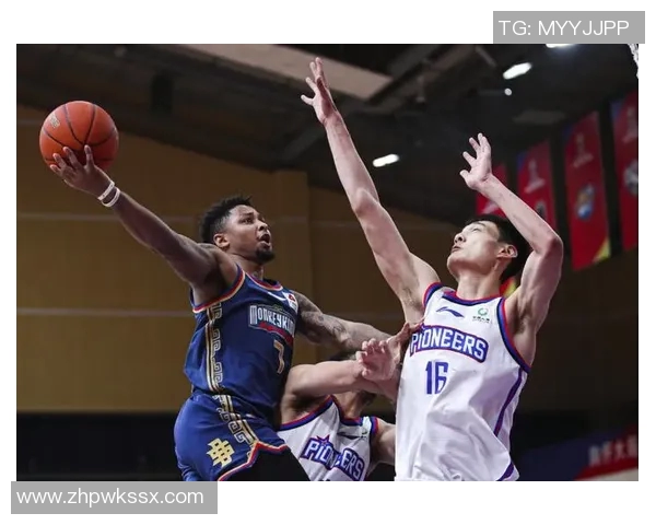 昆汀-皮特森在CBA联赛再次猛踩对手,领先得分榜 昆汀-皮特森在CBA联赛再次猛踩对手,领先得分榜