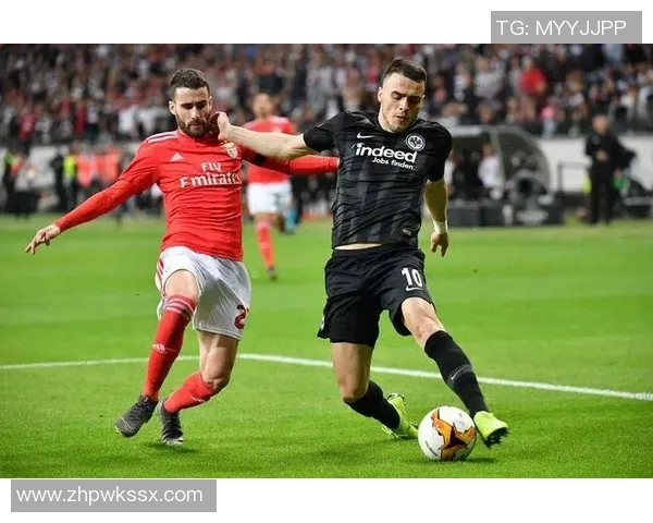 沃尔夫斯堡主场大胜法兰克福，豪取胜利！