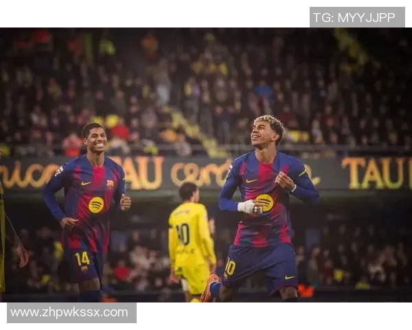 梅西破门领衔巴萨逆转皇马大巴黎击败瓦伦西亚取得连胜